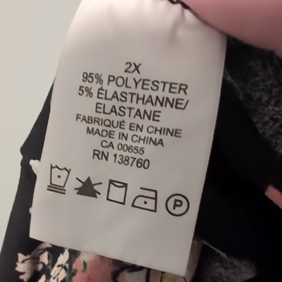 Penningtons Black Flutter Sleeve Jumpsuit With Belt V-Neck. Size 2X EUC - Picture 9 of 9